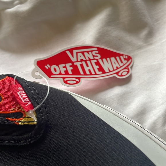 Vans size 13 asap worldwide black/flam classic slip-o. NWT IN ORIGINAL BOX - Picture 5 of 5